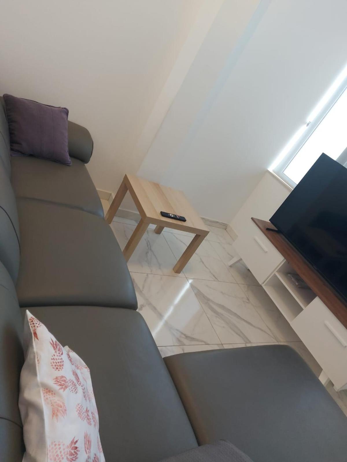 Central Apartment In Swieqi Is-Swieqi Exterior photo